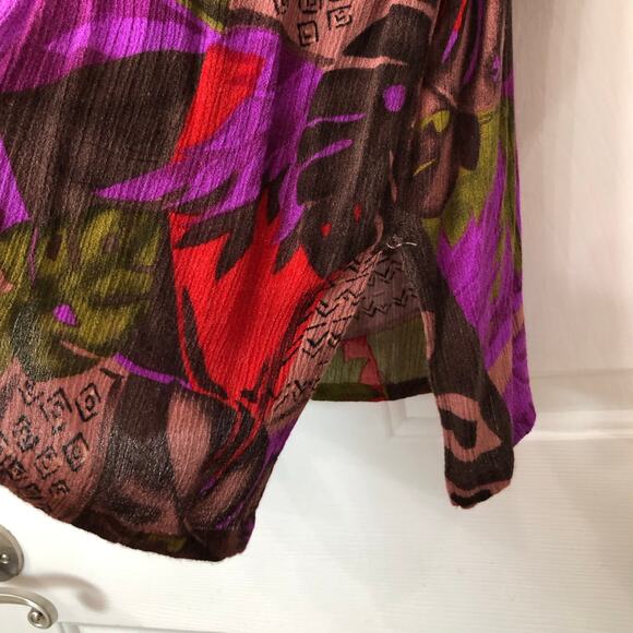 Bamboo by Melrose abstract and floral design button down shirt - Picture 5 of 5